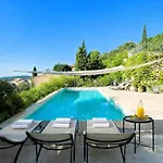 Janna - Sea View & Private Pool Villa